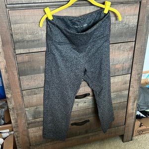 Grey Cozy Capri Leggings, Size M